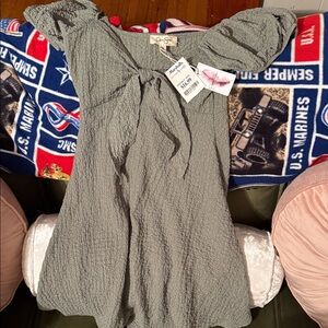 Jessica Simpson Textured Gray Top